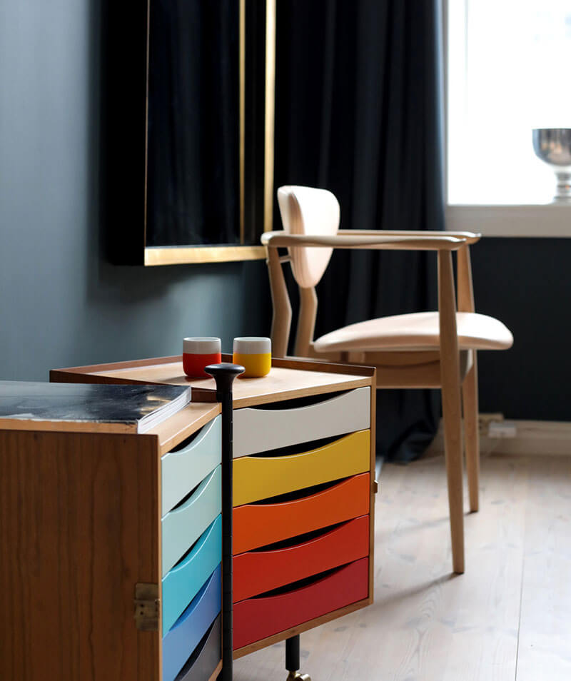 GLOVE CABINET par Finn juhl