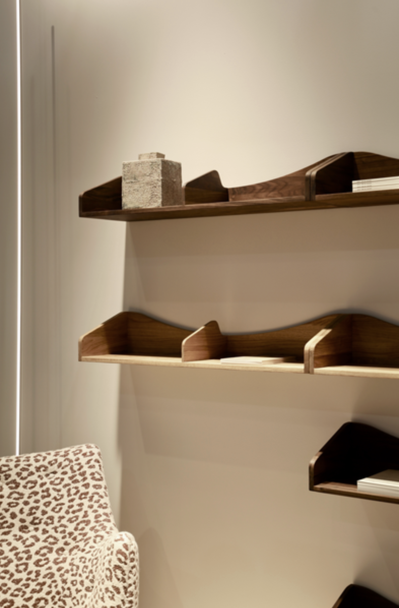 HULSØ SHELF par Finn juhl