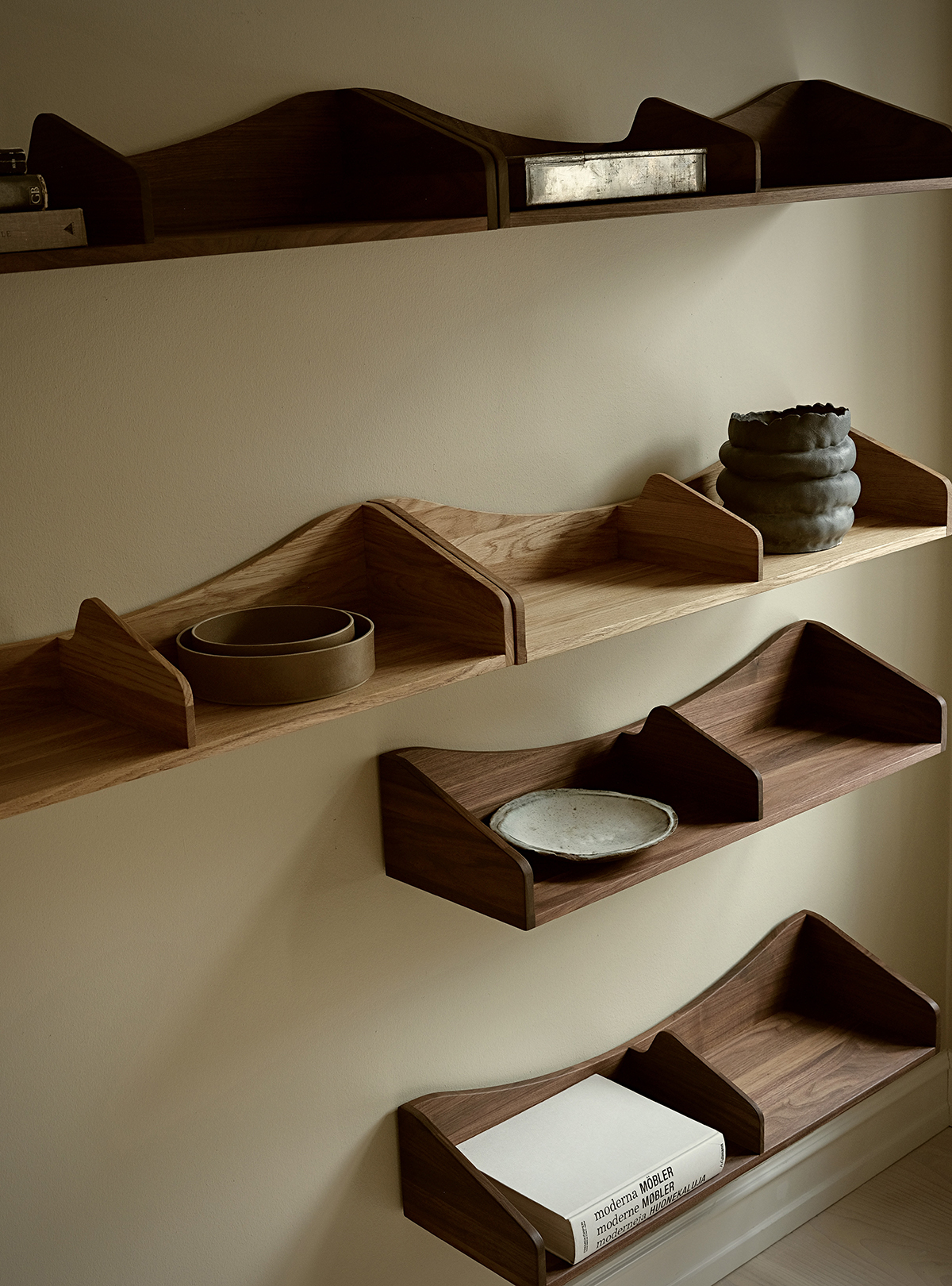 HULSØ SHELF par Finn juhl