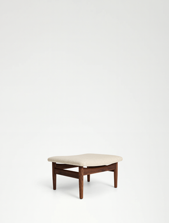 JAPAN FOOTSTOOL par Finn juhl