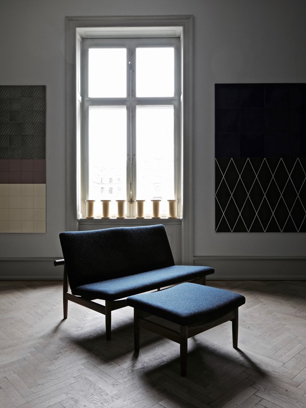 JAPAN FOOTSTOOL par Finn juhl