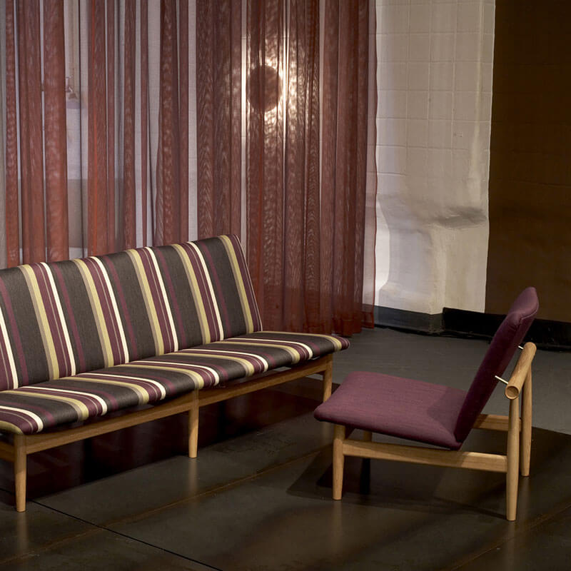 JAPAN SOFA par Finn juhl