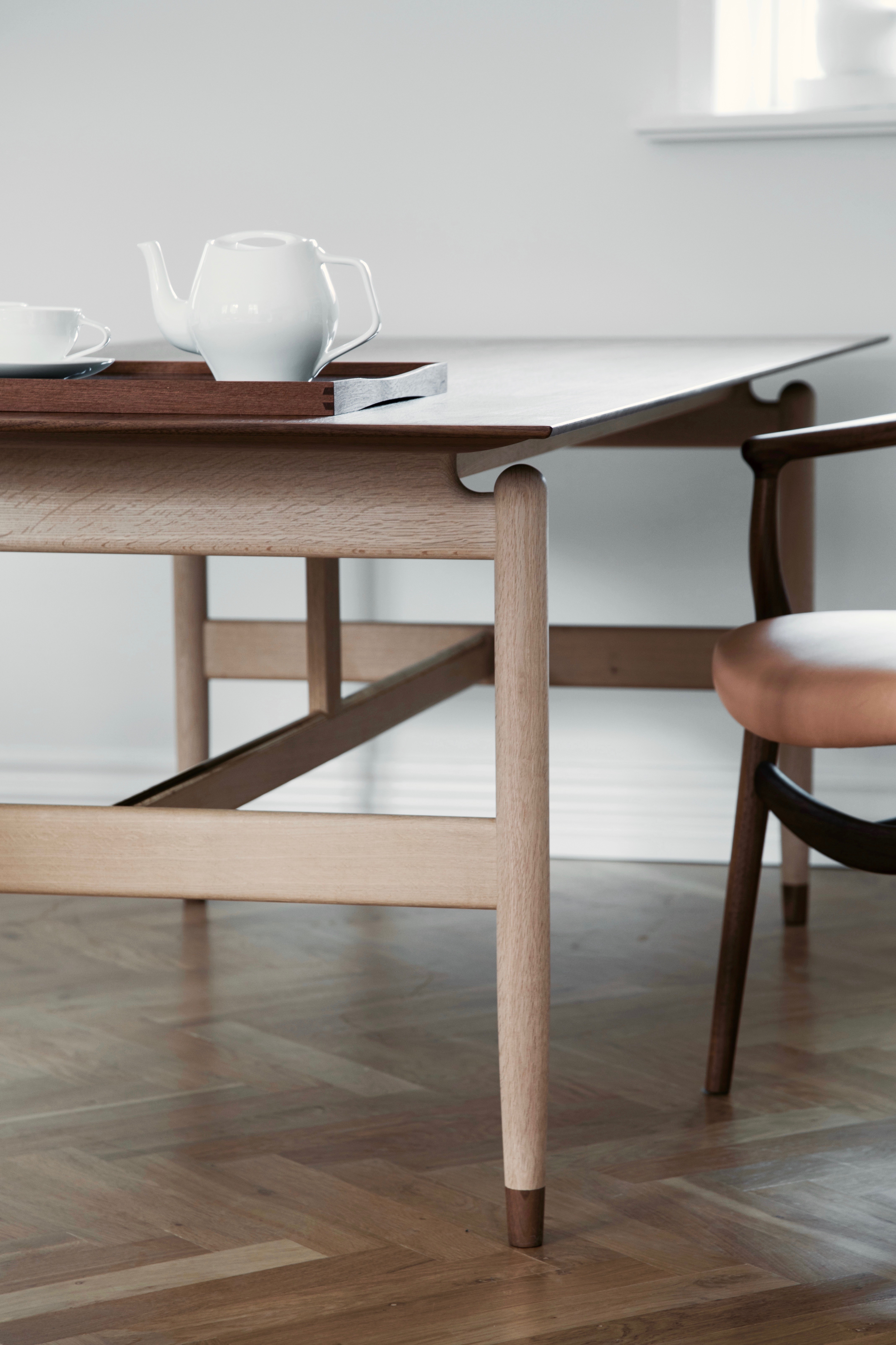 KAUFMANN TABLE par Finn juhl