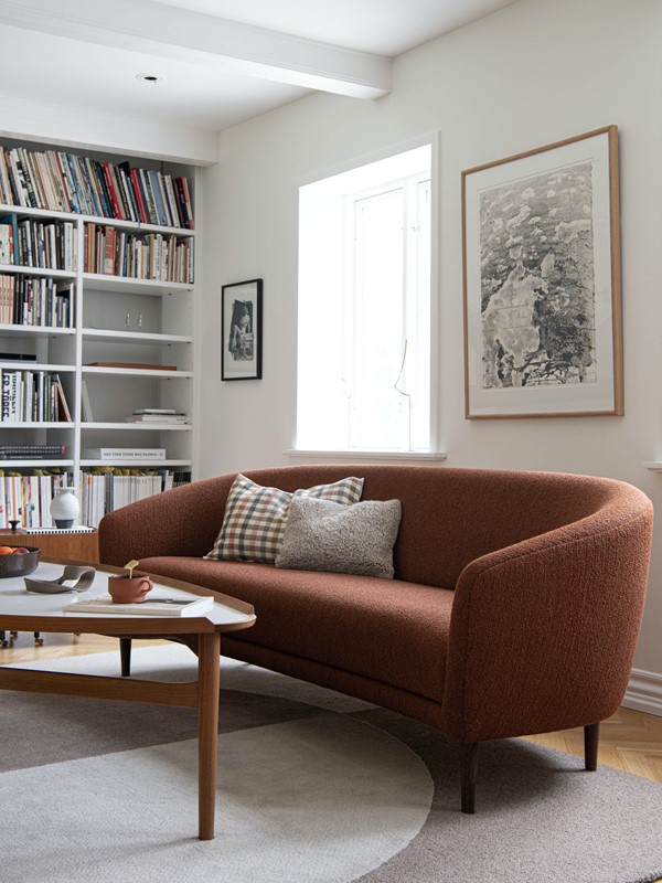 LITTLE MOTHER SOFA par Finn juhl