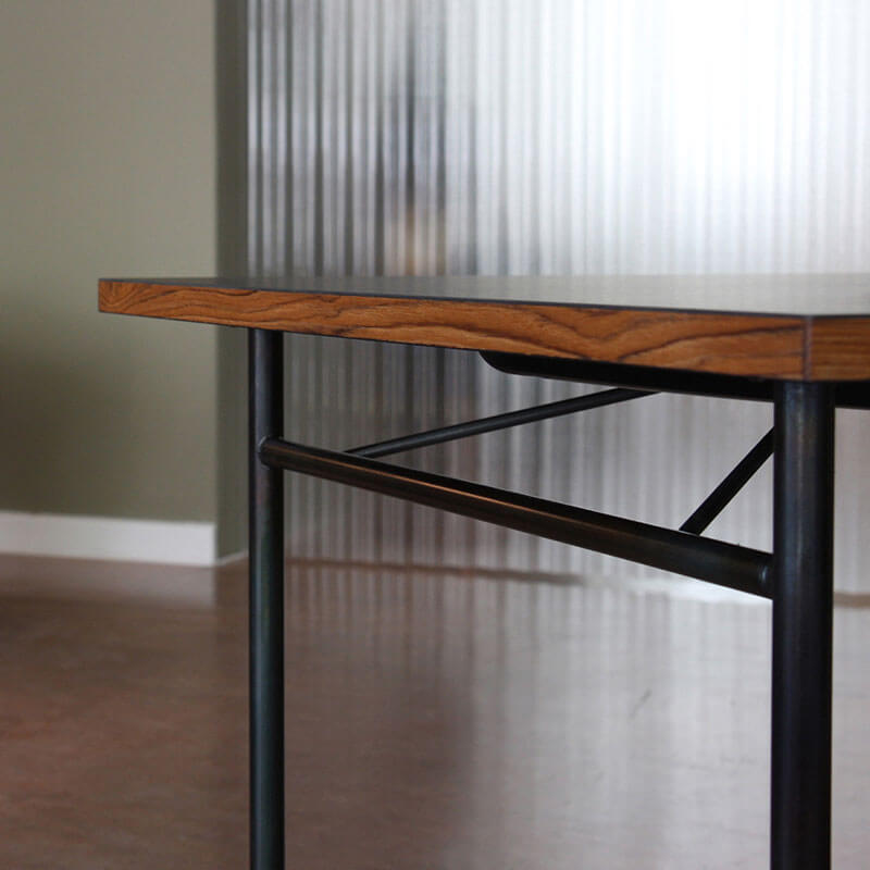 NYHAVN DESK par Finn juhl