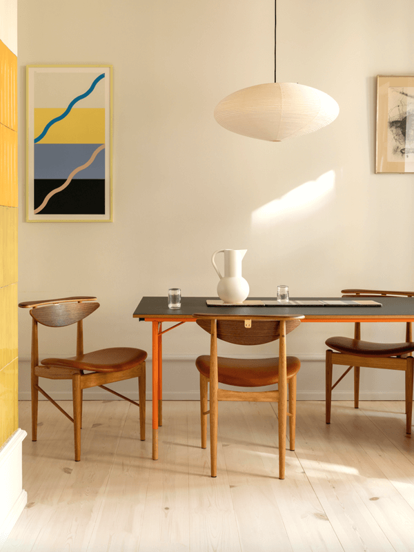 NYHAVN DINING TABLE par Finn juhl
