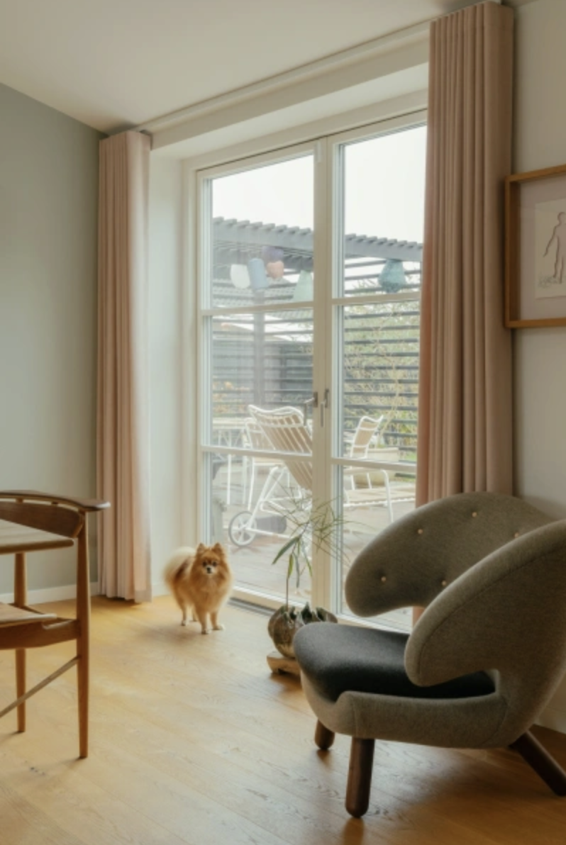 PELICAN CHAIR par Finn juhl