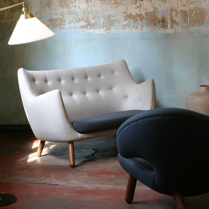POET SOFA par Finn juhl