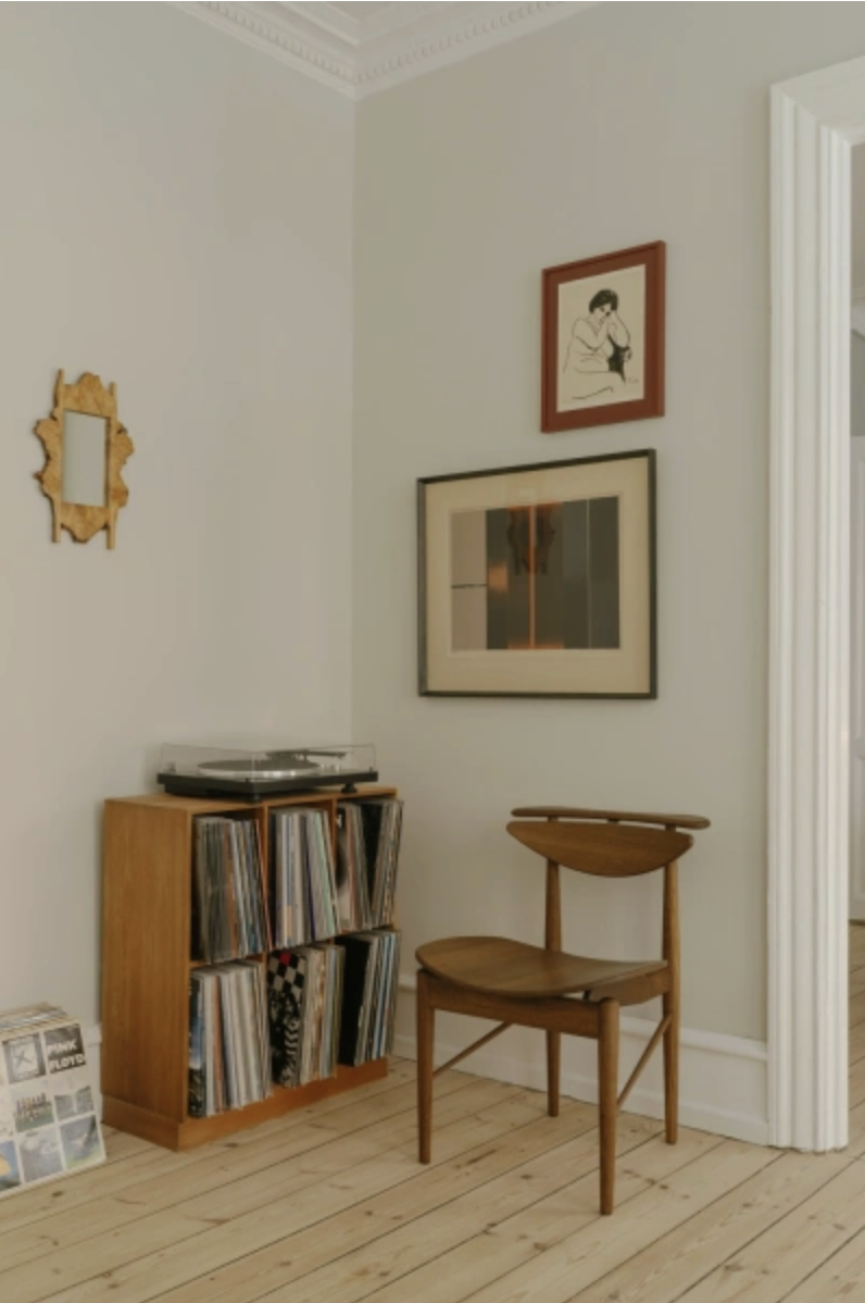 READING CHAIR par Finn juhl