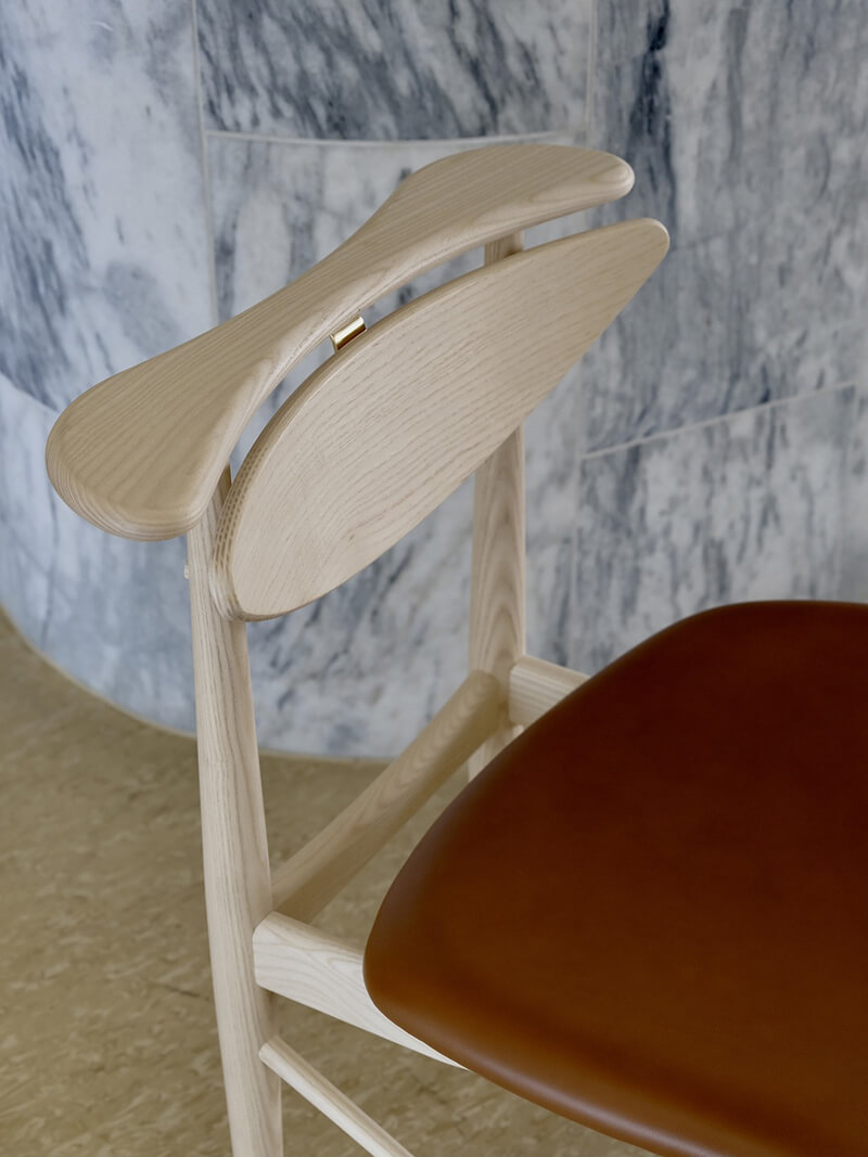 READING CHAIR par Finn juhl
