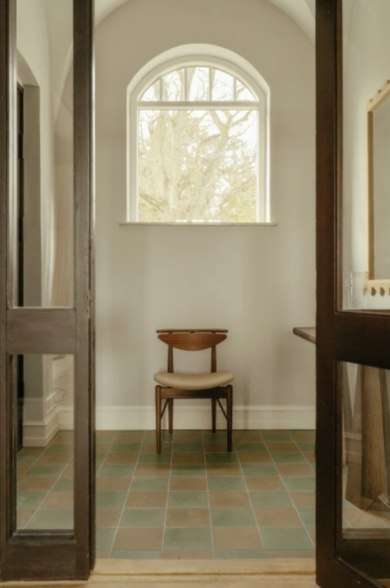 READING CHAIR - OAK par Finn juhl