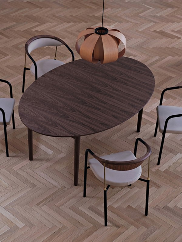 SILVER TABLE par Finn juhl