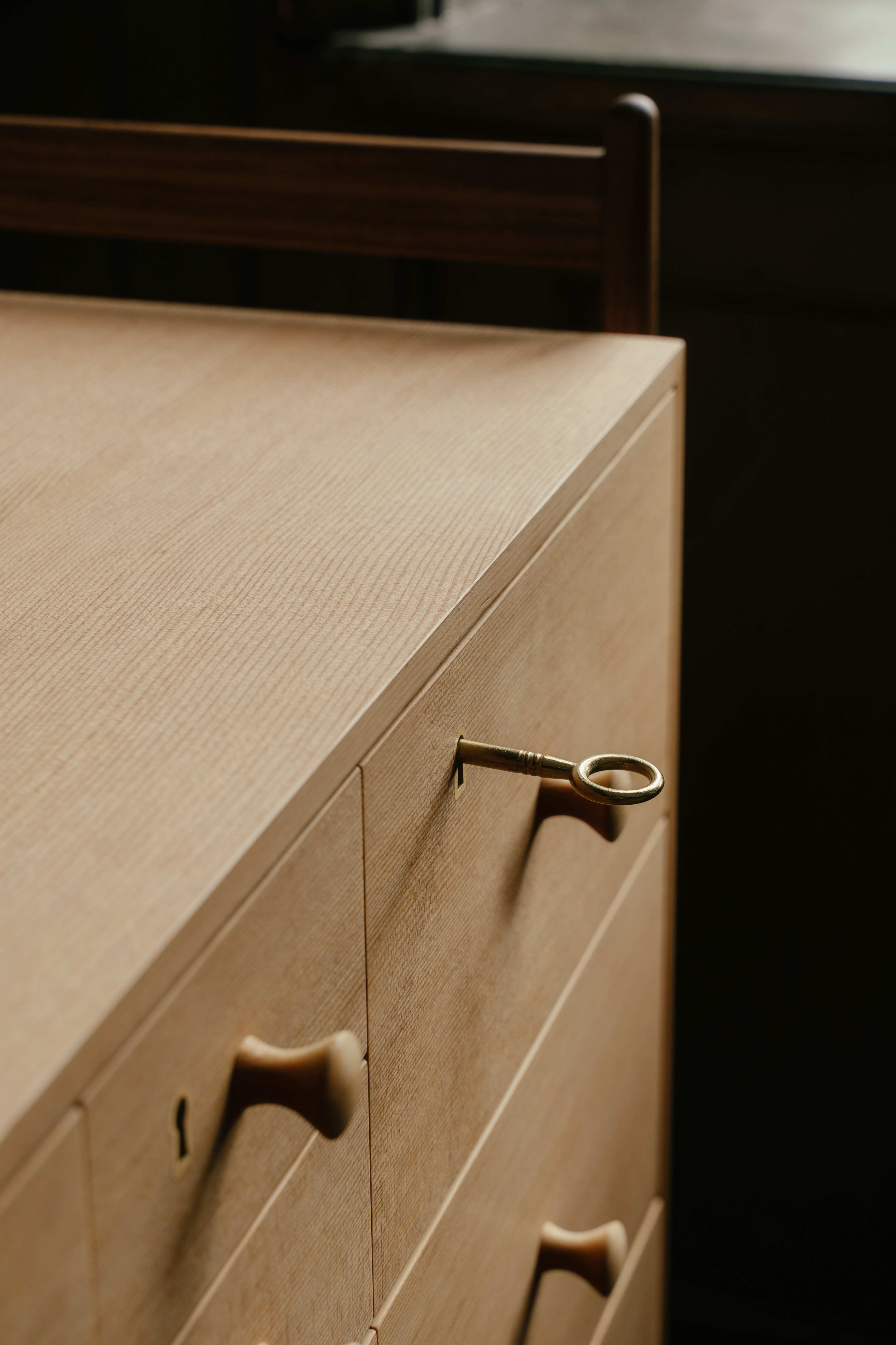 SILVERWARE CABINET par Finn juhl