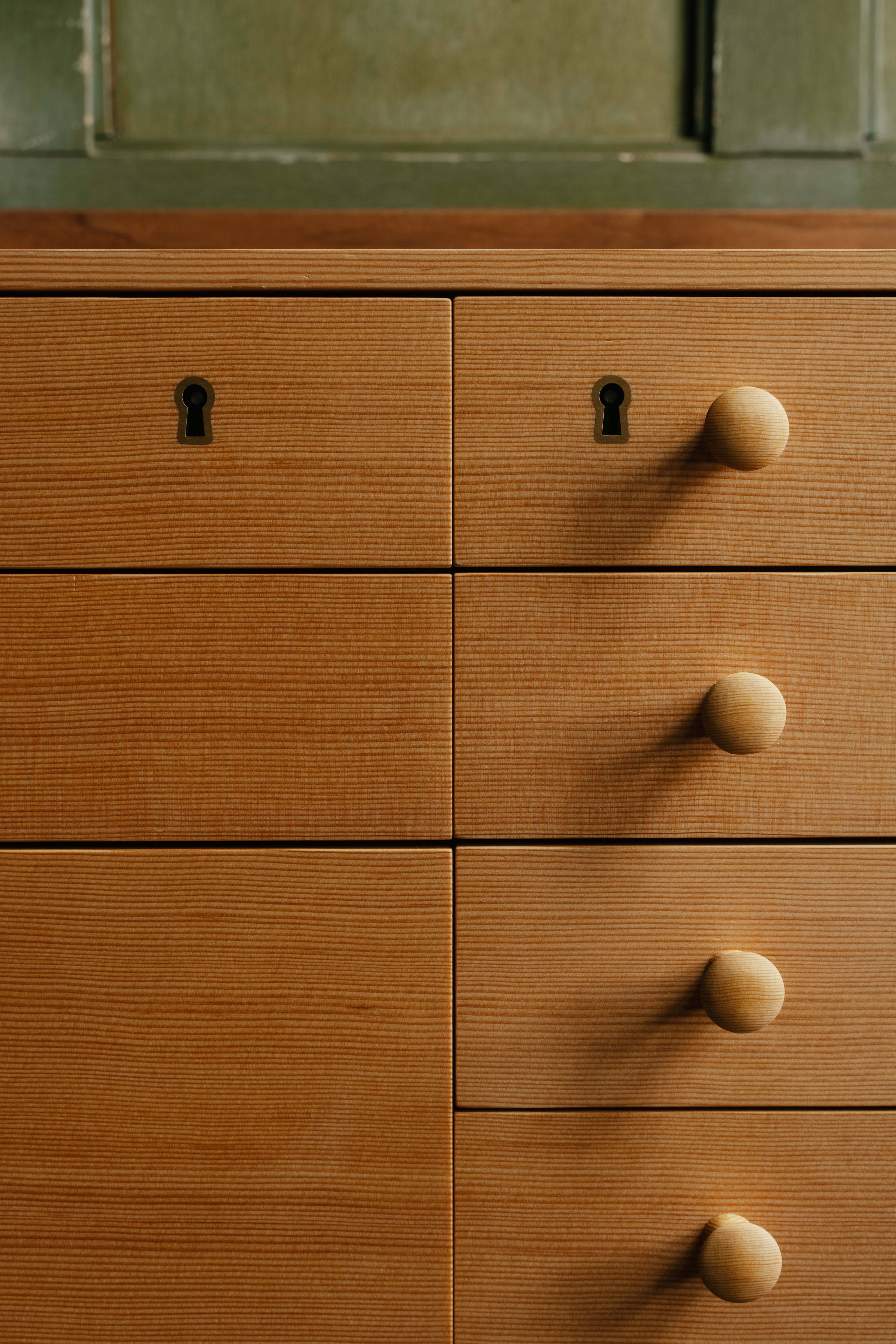 SILVERWARE CABINET par Finn juhl