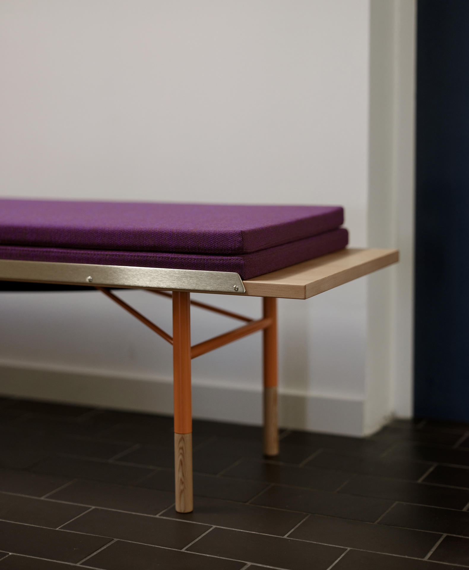 TABLE BENCH par Finn juhl