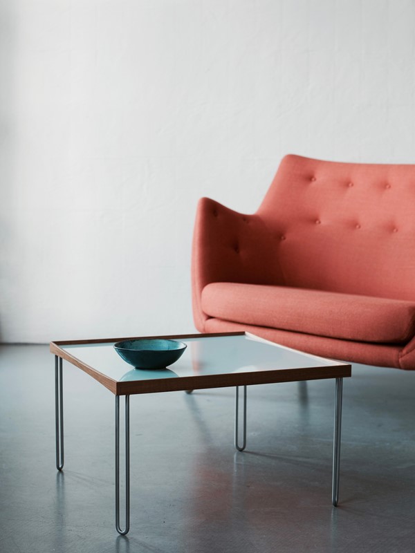 TRAY TABLE par Finn juhl