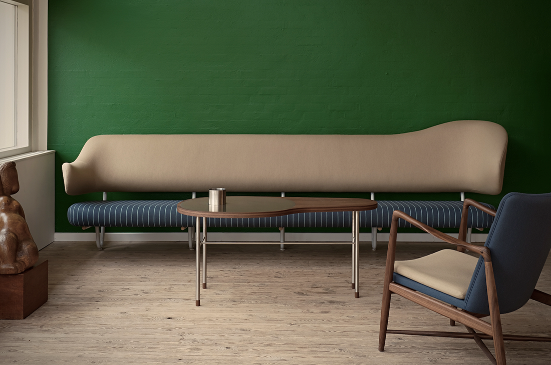 WALL SOFA par Finn juhl