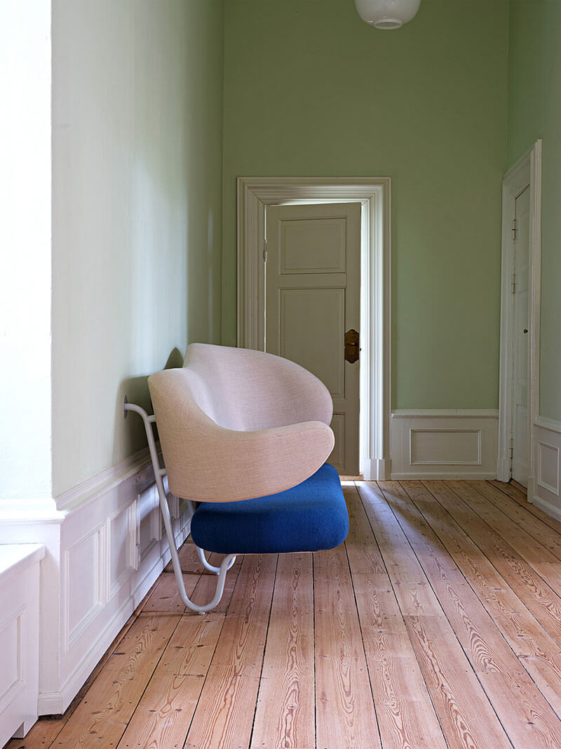 WALL SOFA par Finn juhl