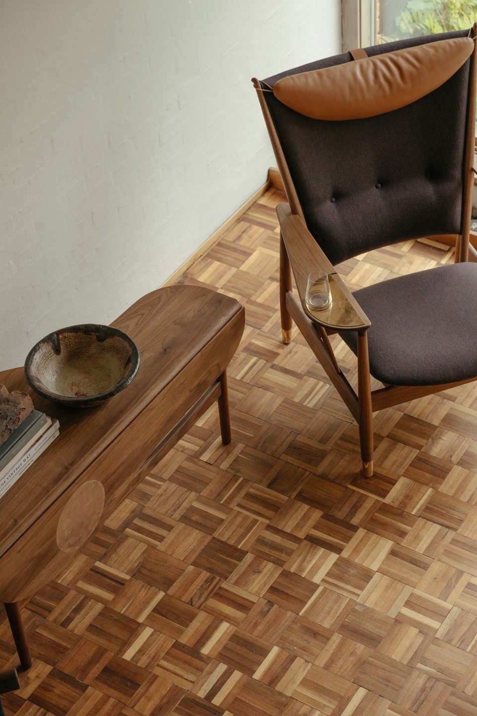 WHISKY CHAIR par Finn juhl