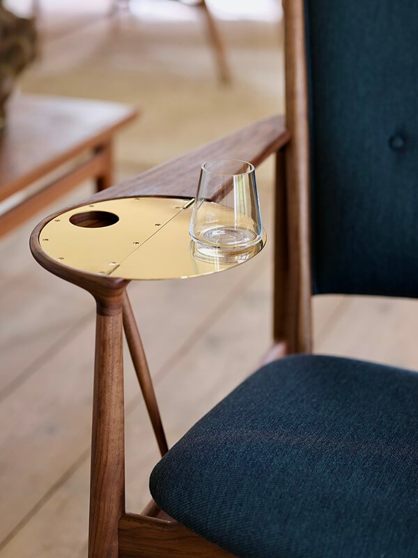 WHISKY CHAIR par Finn juhl