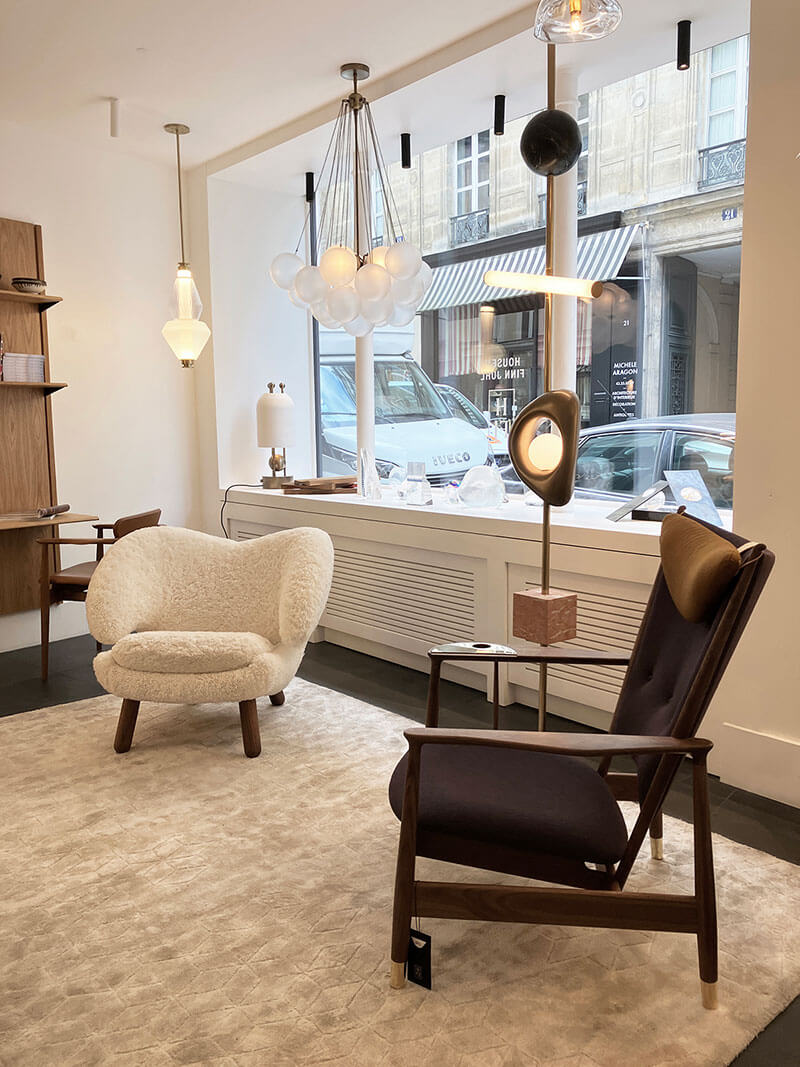 WHISKY CHAIR par Finn juhl