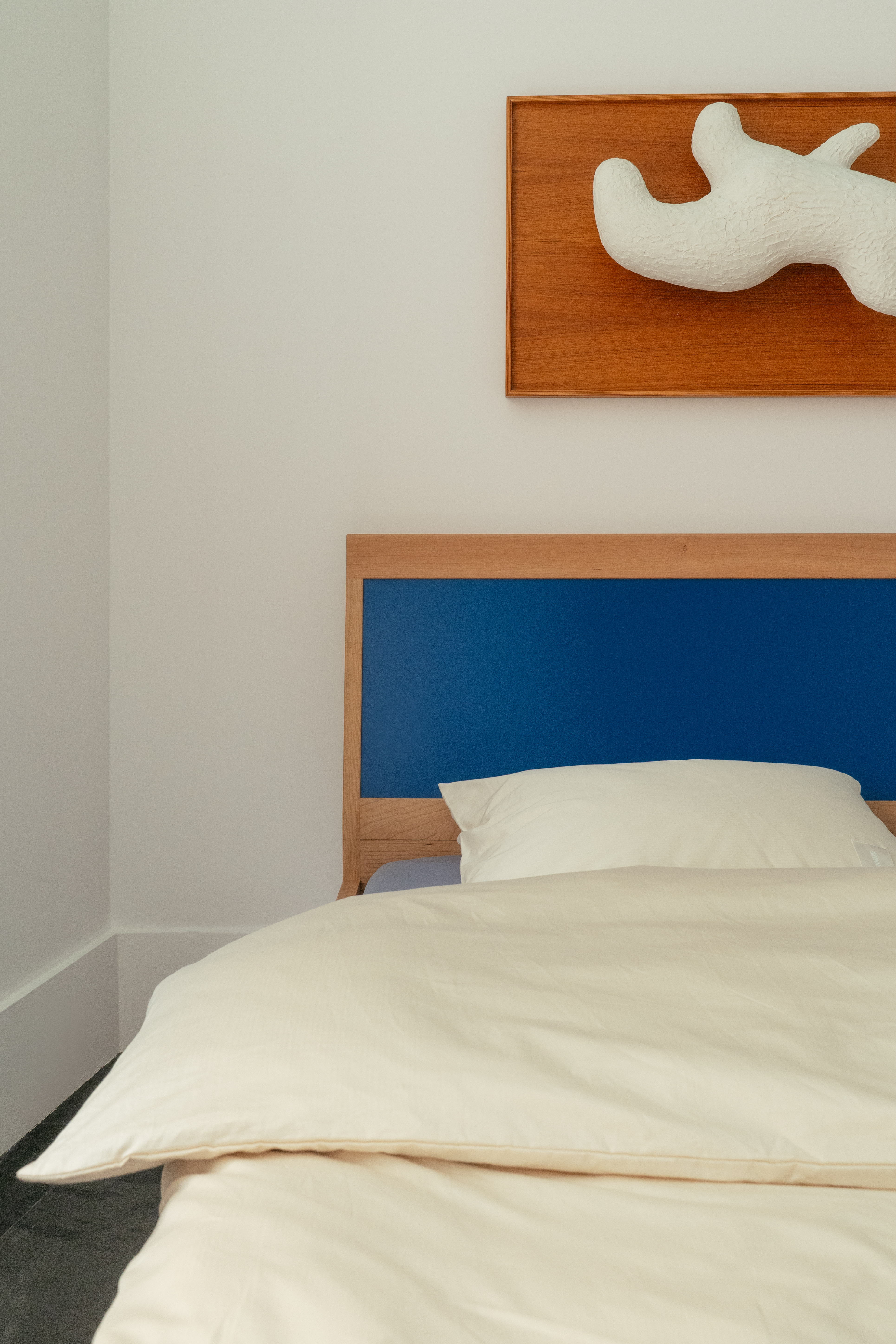 WILHEM HANSEN BED par Finn Juhl