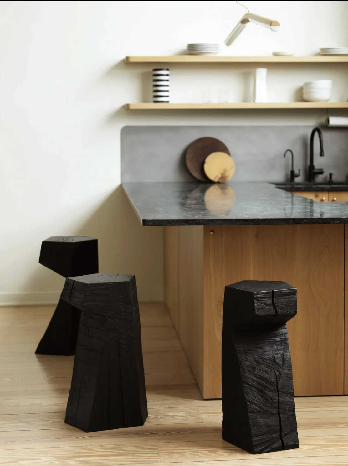 CHAINSAW STOOLS par Fort Standard