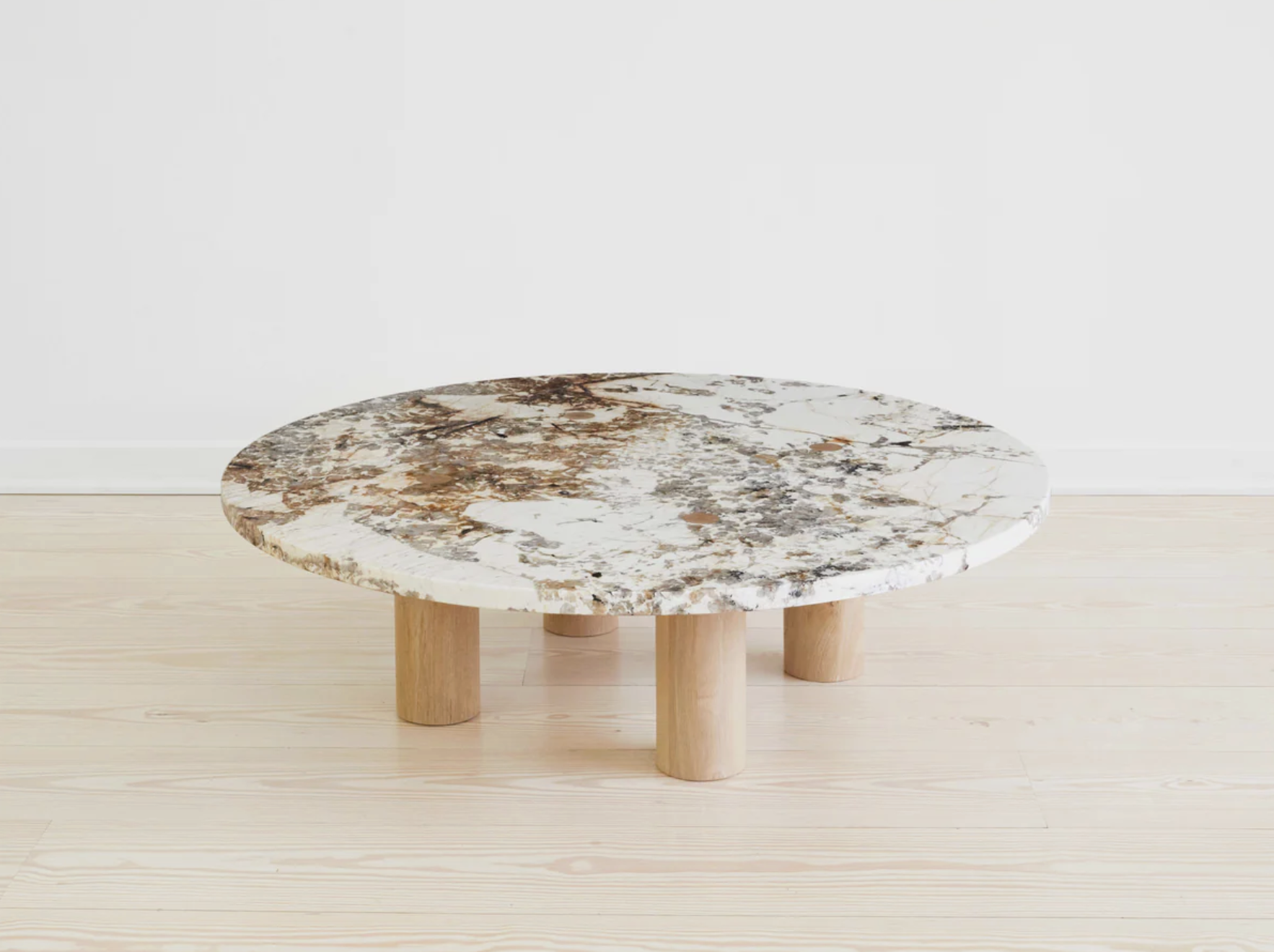 COLUMN COFFEE TABLE - ROUND / STONE par Fort Standard