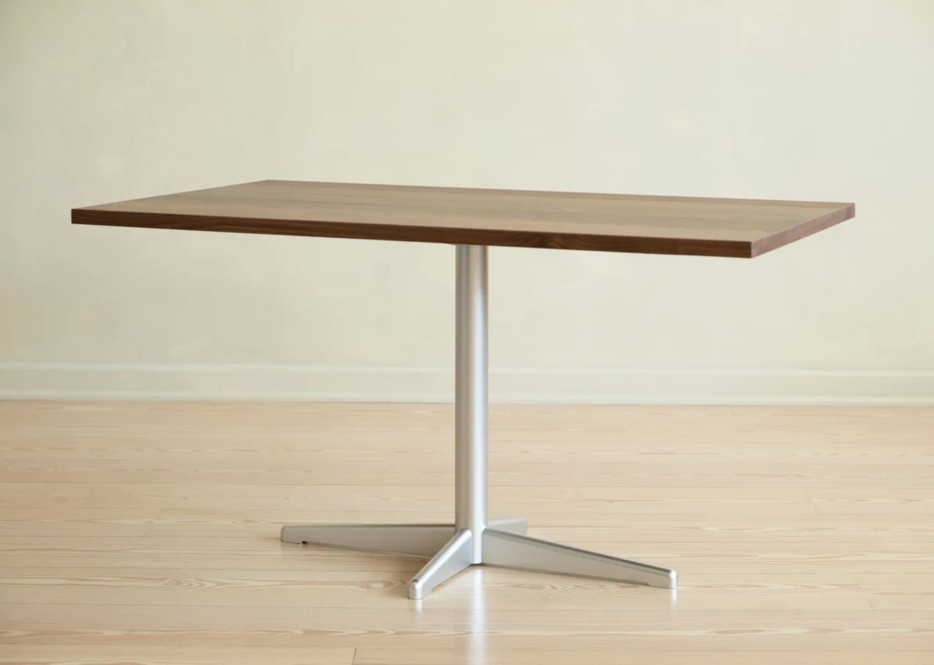PILLAR DINING TABLE - PEDESTAL par Fort Standard