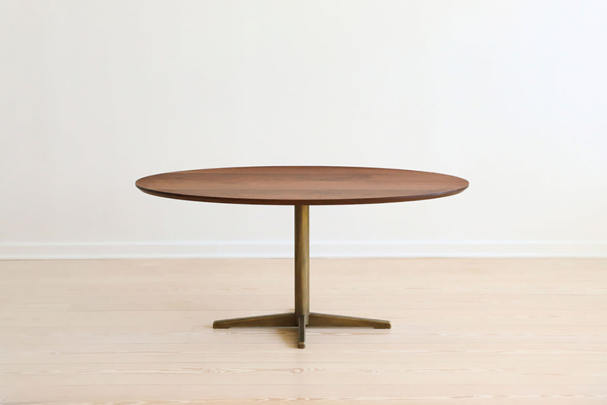 PILLAR DINING TABLE - PEDESTAL par Fort Standard