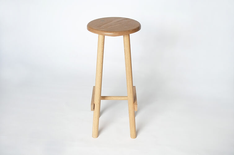 RANGE STOOL BACKLESS par Fort Standard