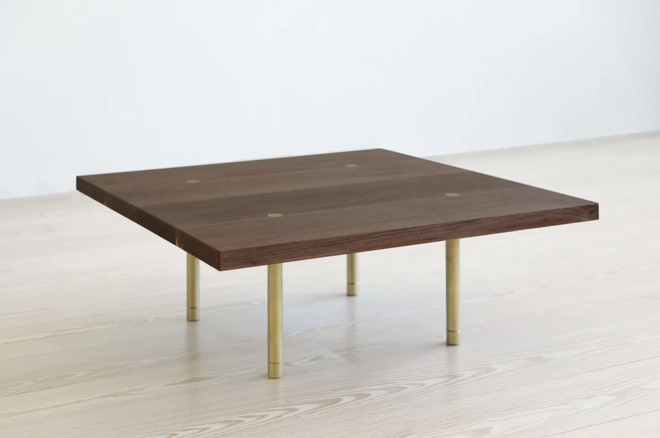 STRATA COFFEE TABLE - WOOD par Fort Standard