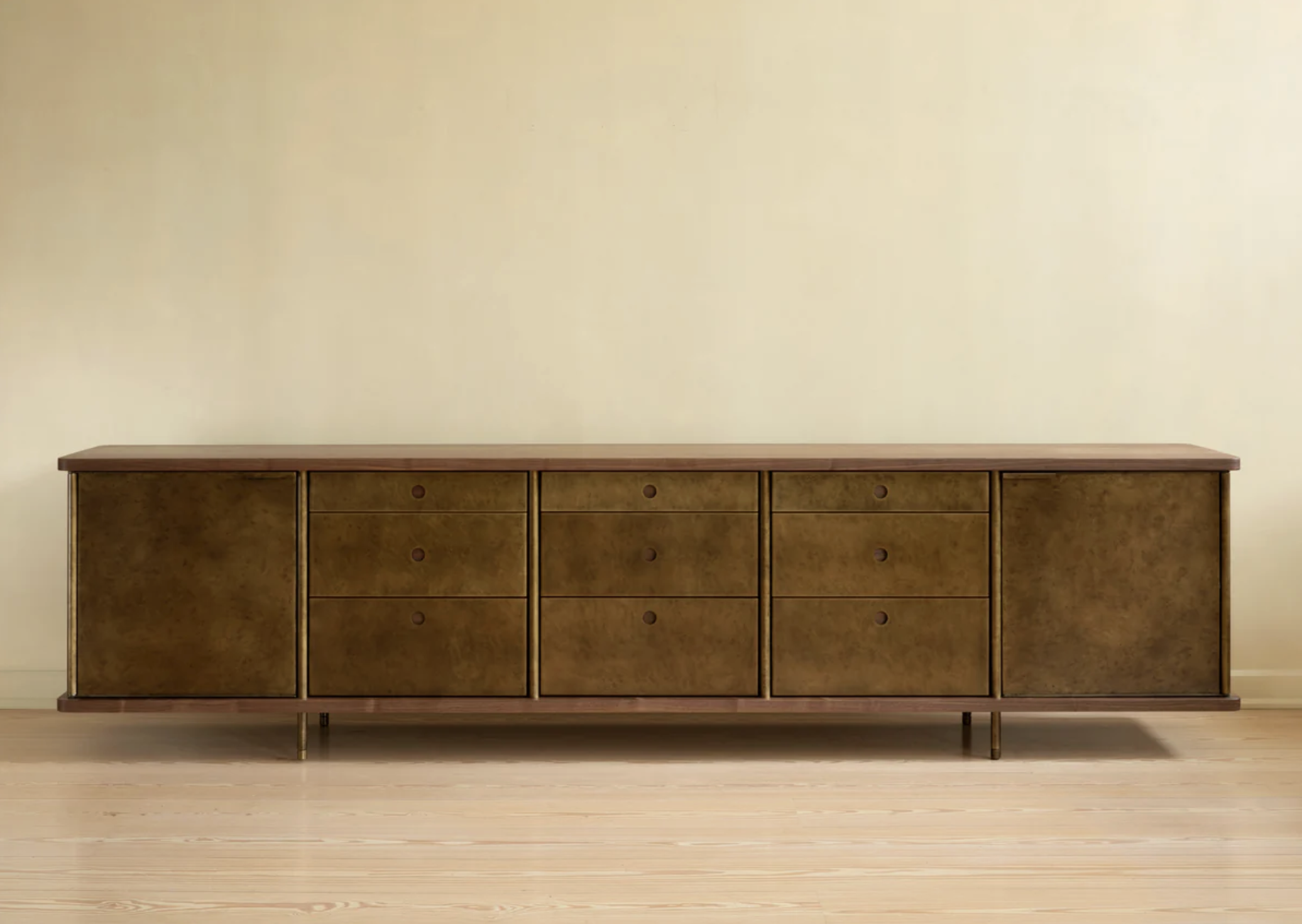 STRATA CREDENZA - FIVE BAY par Fort Standard
