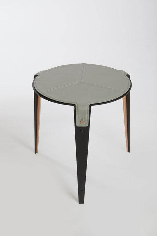 BARDOT SIDE TABLE par Gabriel Scott