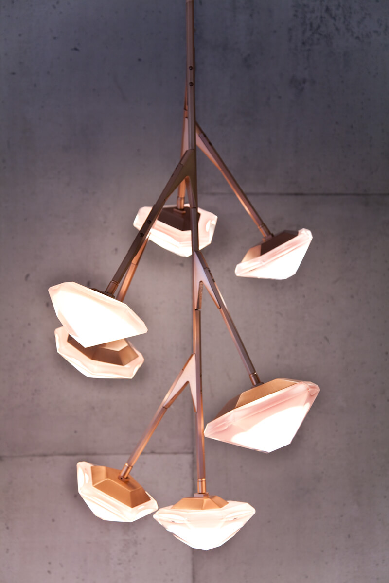 MYRIAD VERTICAL CHANDELIER 7 par Gabriel Scott