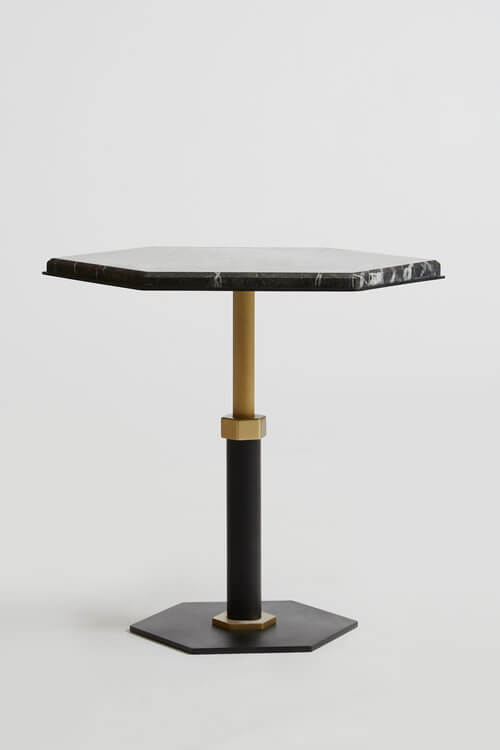 PEDESTAL  HEXAGON  SIDE TABLE par Gabriel Scott