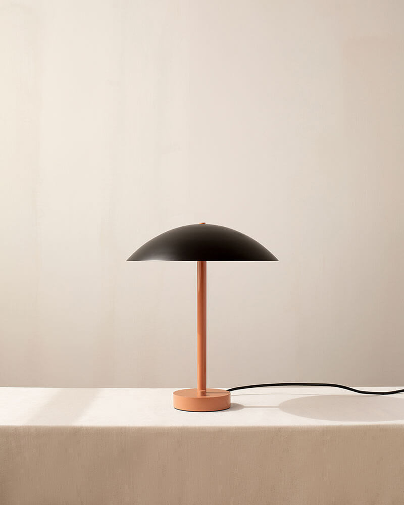 ARUNDEL TABLE LAMP par IN COMMON WITH