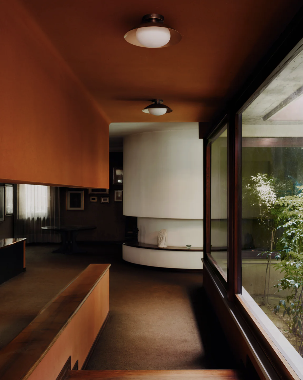 BRASS ARUNDEL MUSHROOM SURFACE MOUNT par IN COMMON WITH