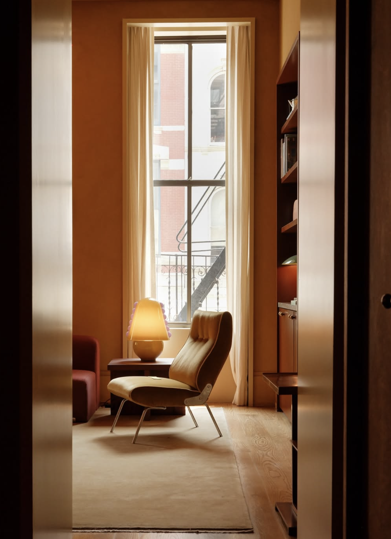 CALLA TABLE LAMP, MEDIUM par IN COMMON WITH