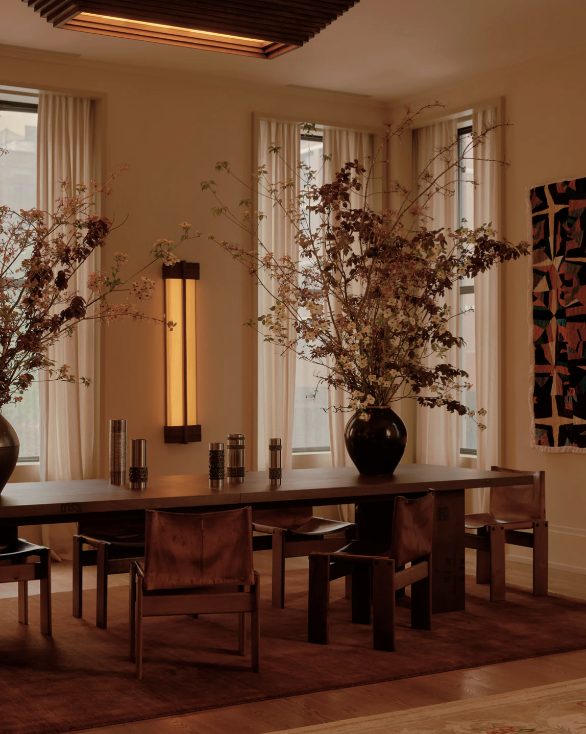 ECCO SURFACE MOUNT LARGE par IN COMMON WITH