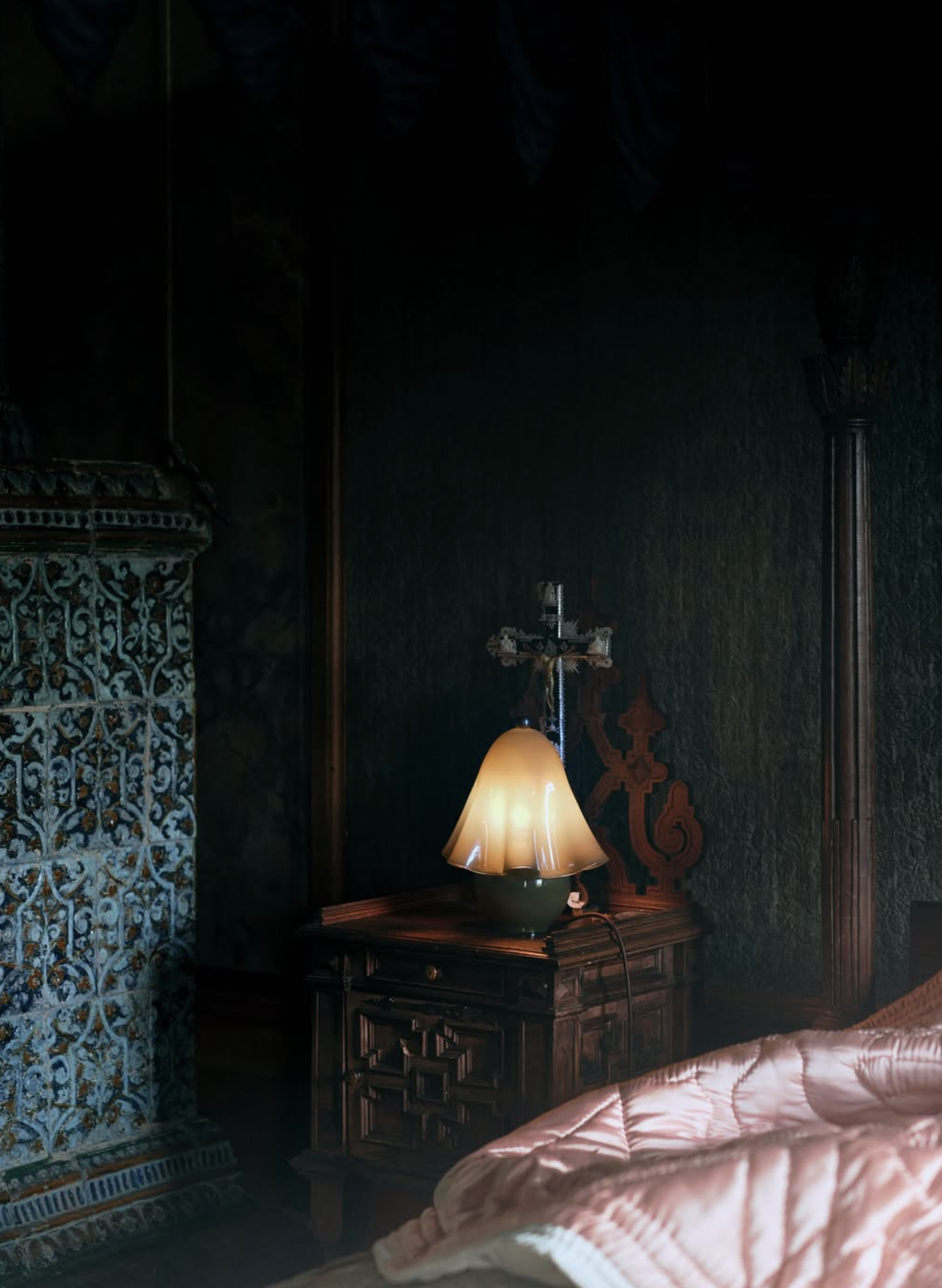 FAZZO TABLE LAMP par IN COMMON WITH