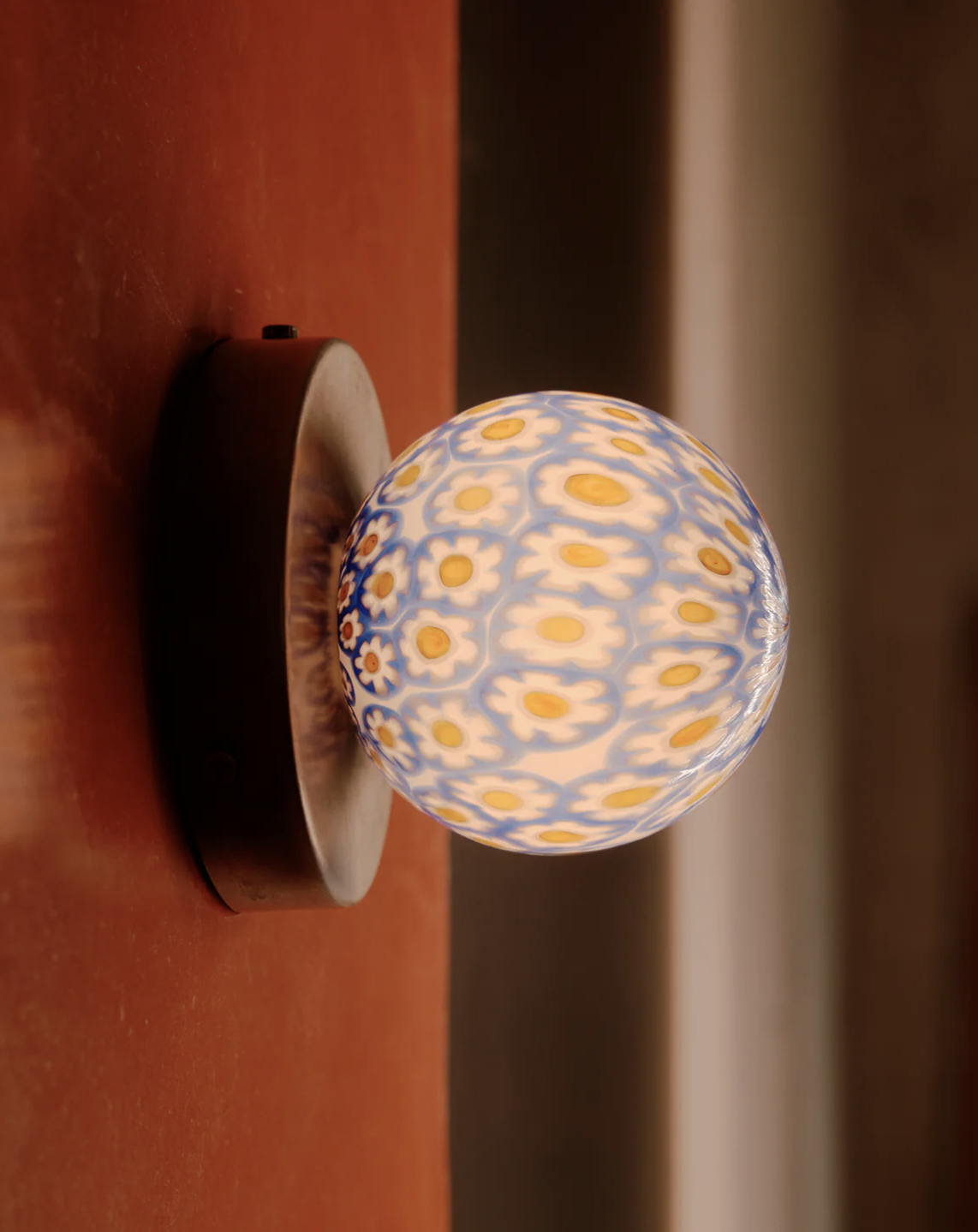 MURANO GLASS ORB SURFACE MOUNT par IN COMMON WITH