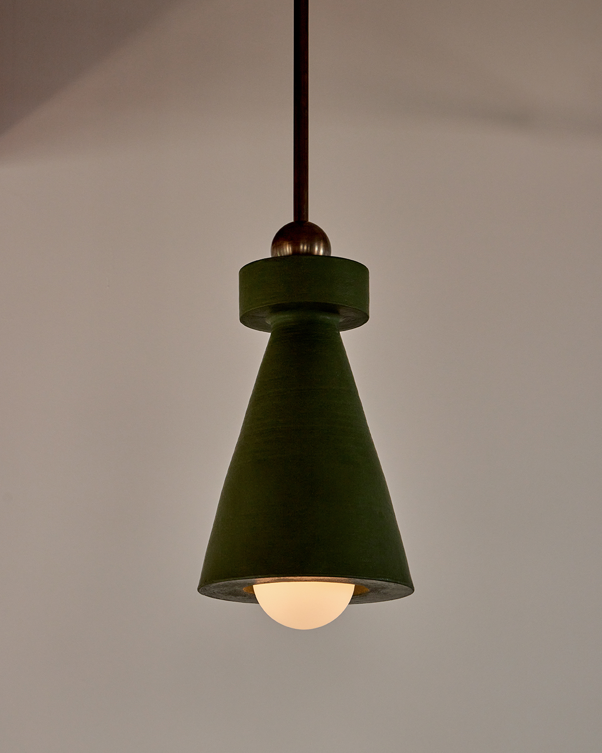 PALOMA PENDANT par IN COMMON WITH