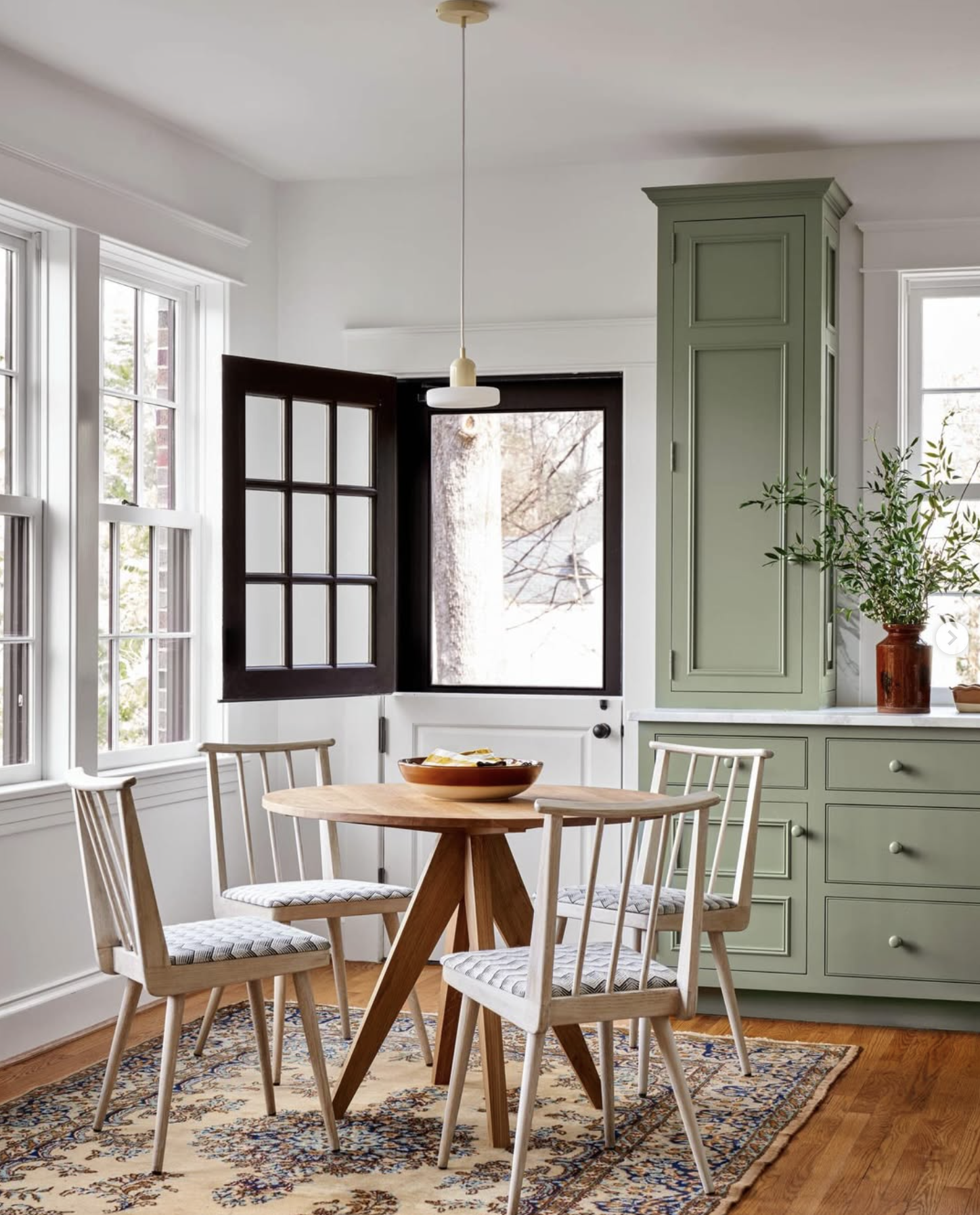 PUCK PENDANT par IN COMMON WITH