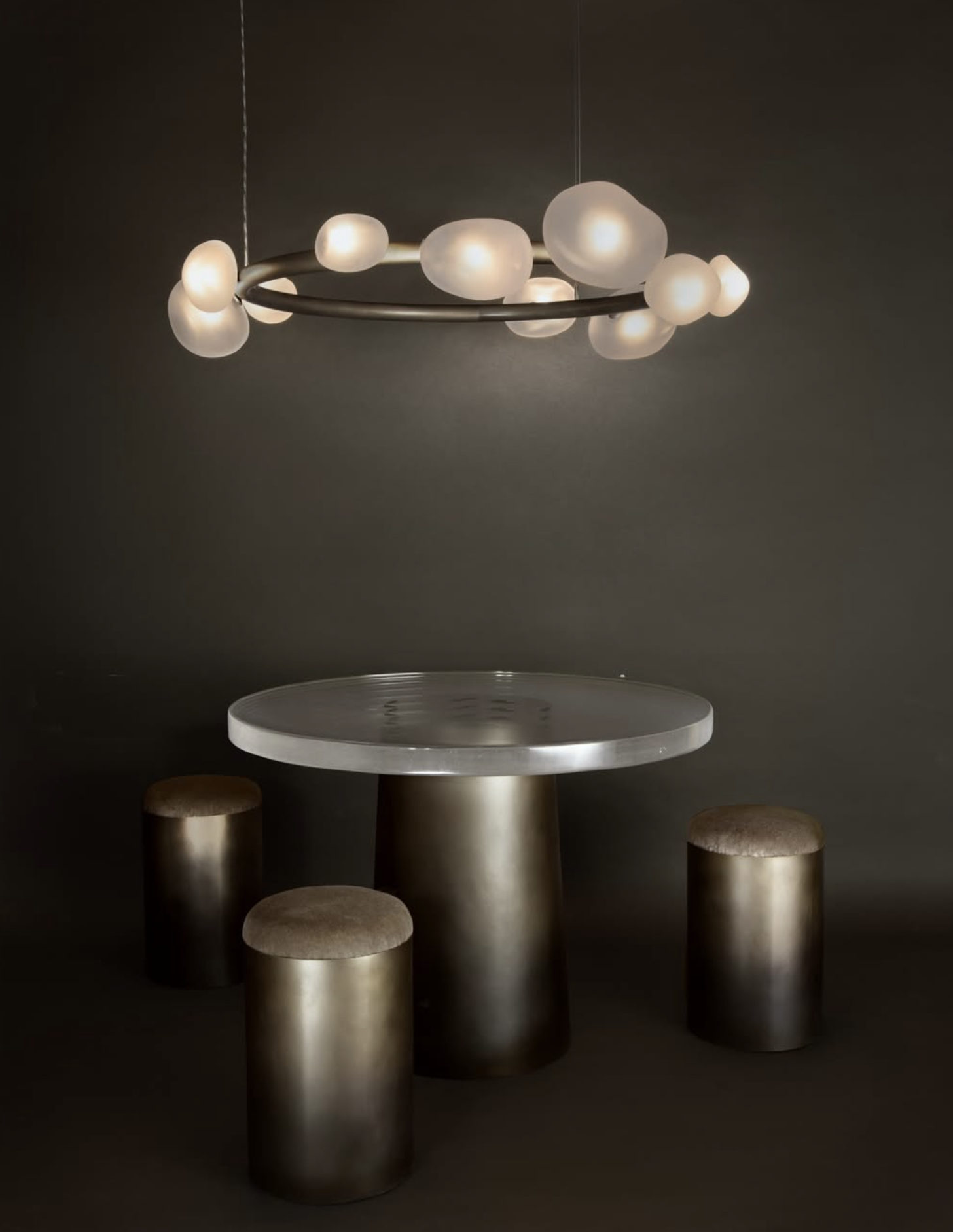 MATTER RING CHANDELIER par John pomp