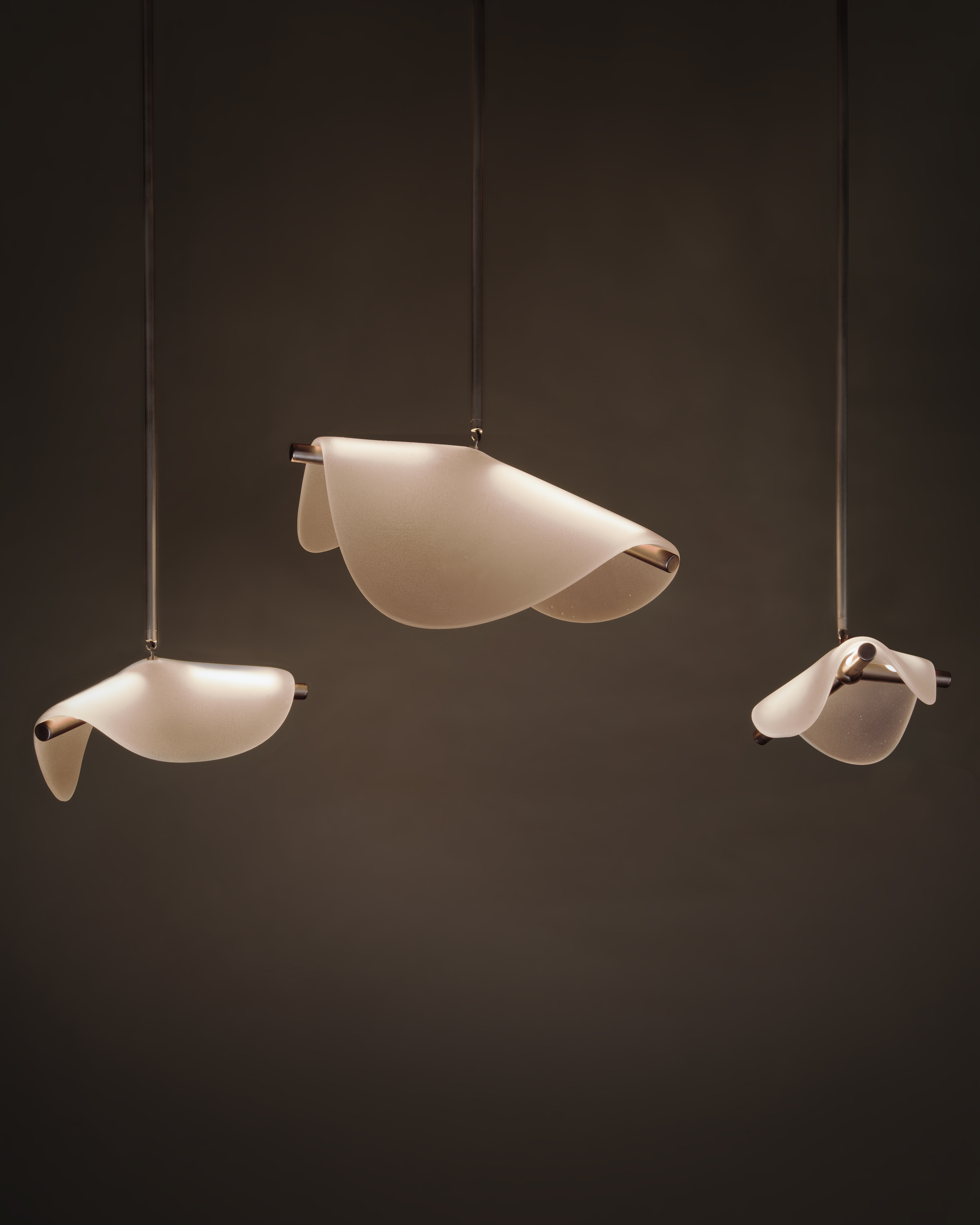 SLUMPED CHANDELIER par John pomp