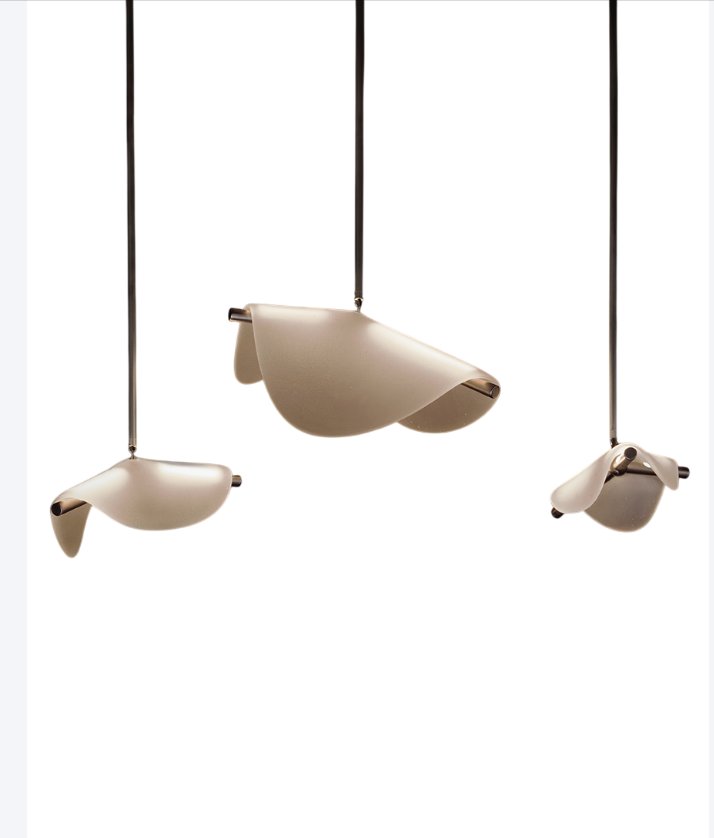 SLUMPED CHANDELIER par John pomp