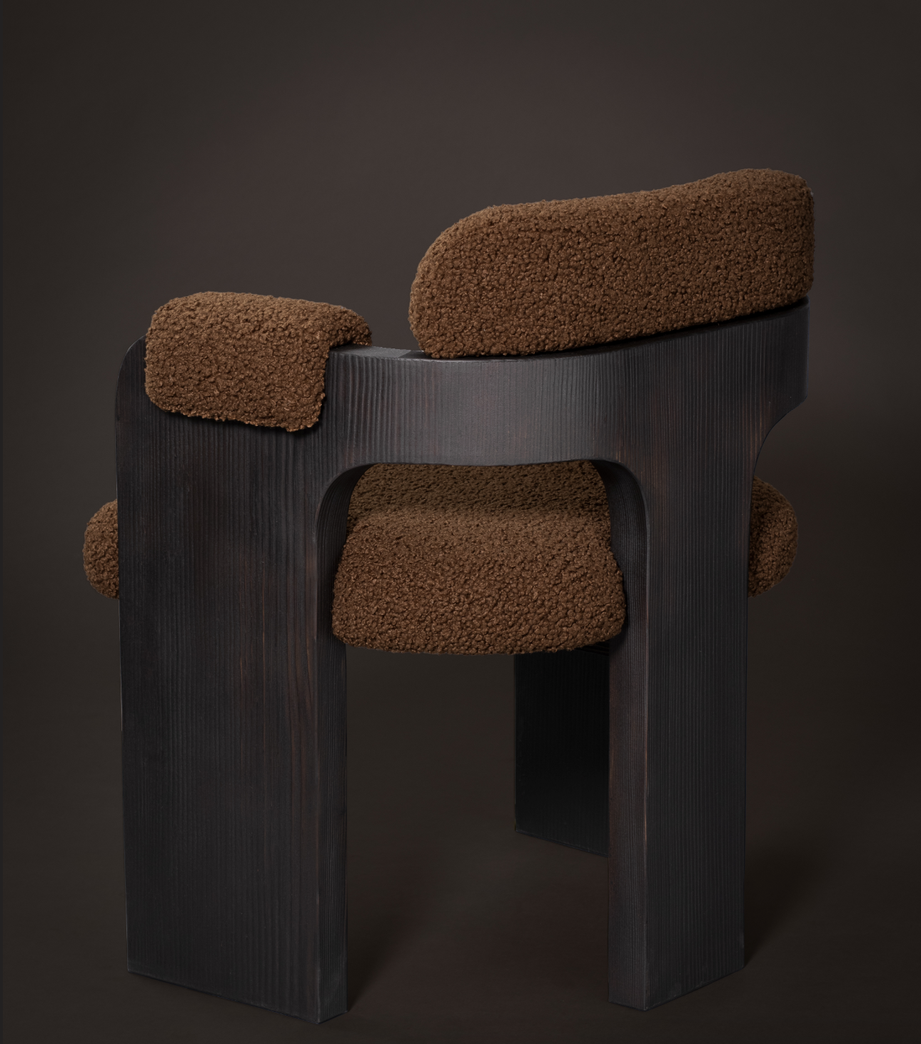 UNEARTHED DINNING CHAIR par John Pomp