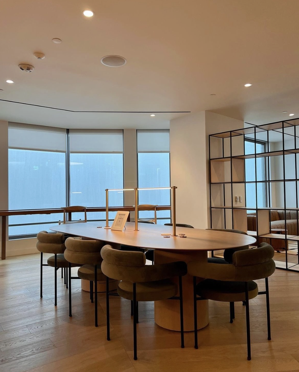 THIN SHARED TASK LAMP par Juniper