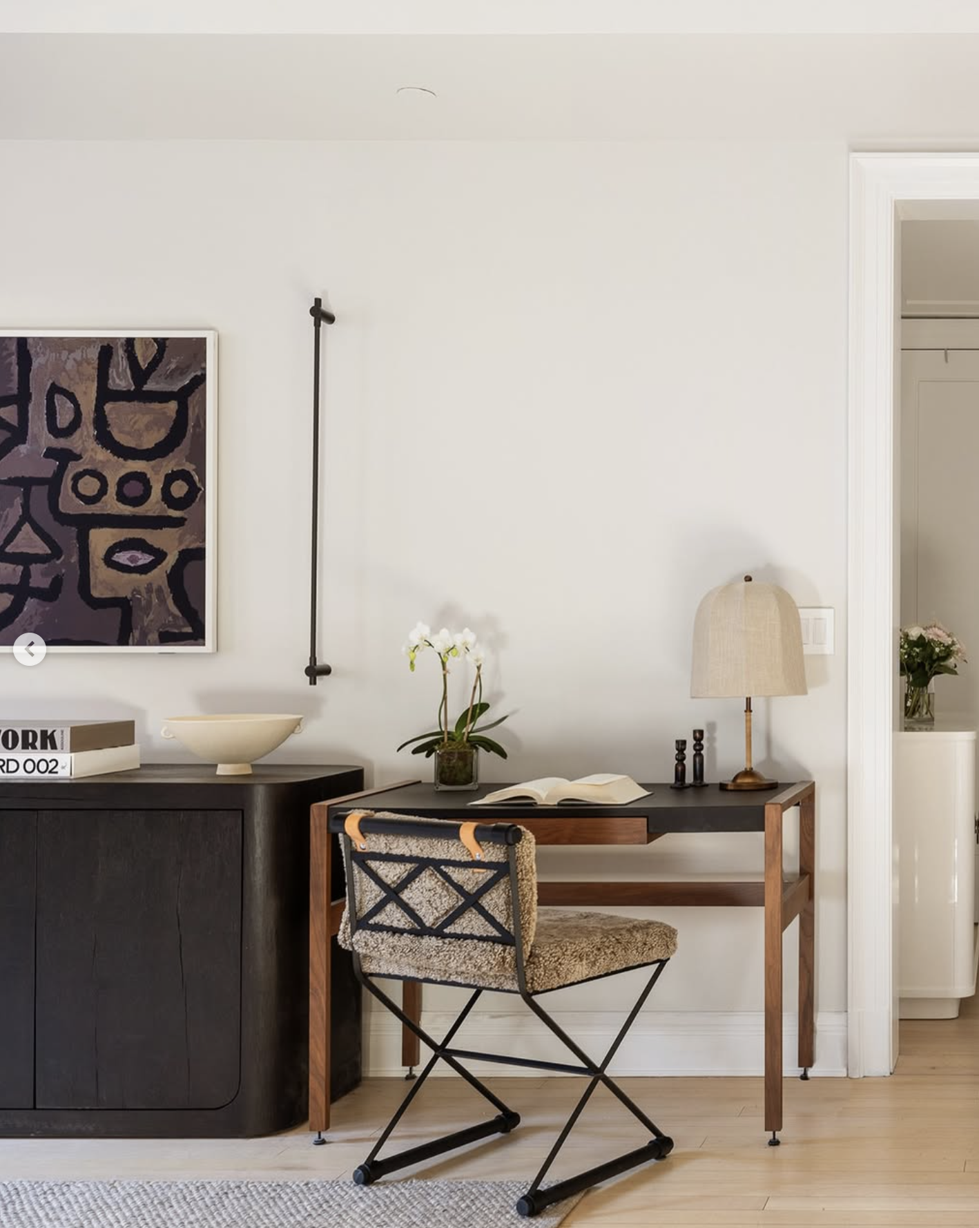 THIN SURFACE MOUNT PICTURE LIGHT par Juniper